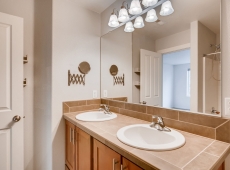 350 NW 116th Ave Portland OR-print-018-23-2nd Floor Master Bathroom-3600x2402-300dpi